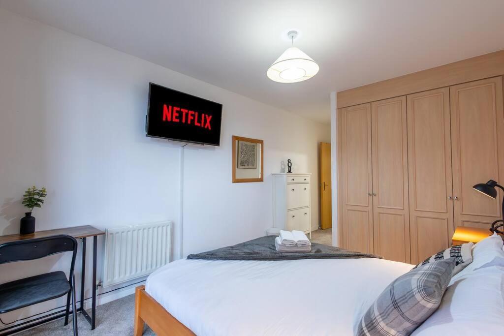 Morden London Apartment, By The Sea With Free Parking المظهر الخارجي الصورة